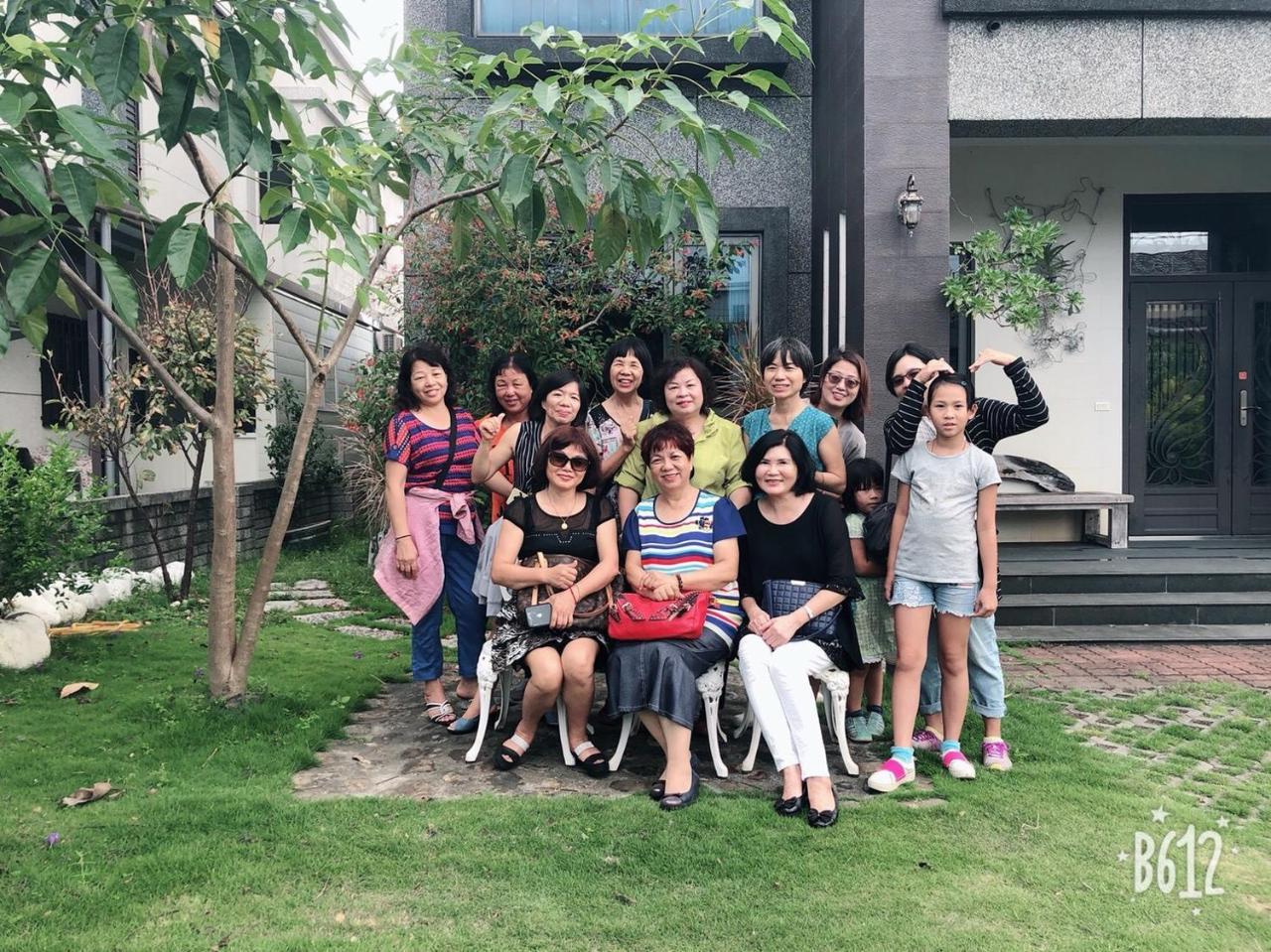 Weiden House Apartment หลัวตง ภายนอก รูปภาพ